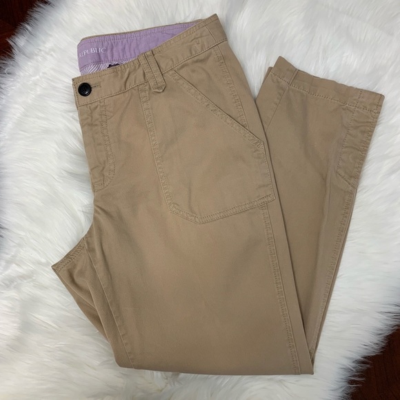 Banana Republic Pants - 🍍Pick 4 items for $20 Banana Republic Chino